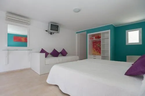 Hotel Hostal Costa Blanca Ibiza 0*,